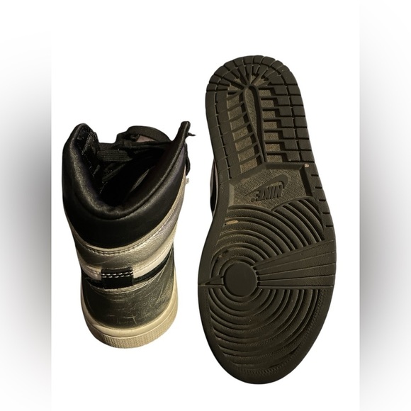 JORDAN 1 OG RETRO - Picture 5 of 5